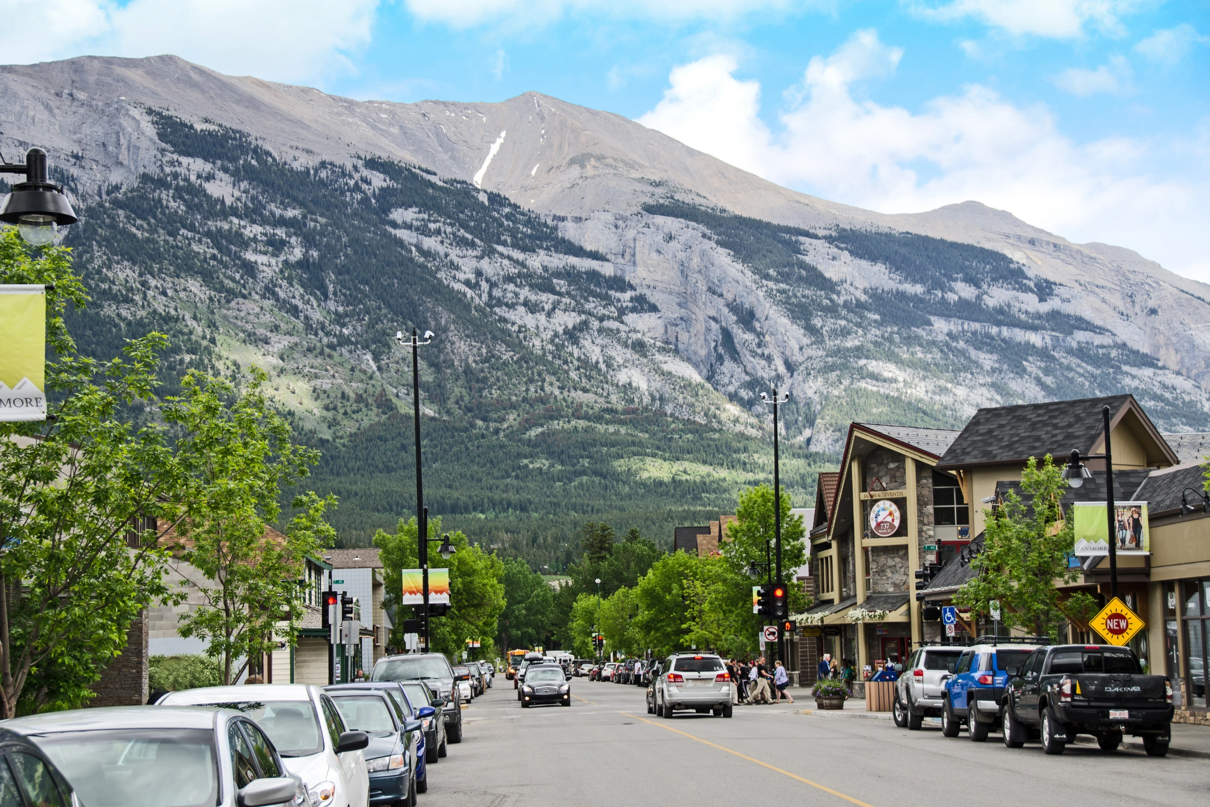 Canmore,_Alberta[1].webp